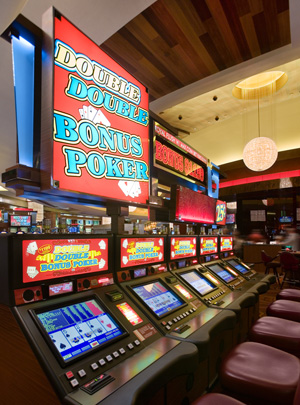 Double Poker Display