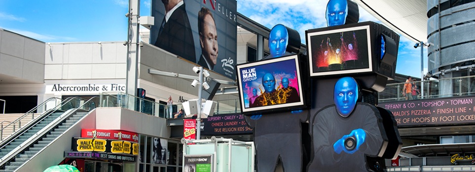 Yesco Outdoor LCD Custom Blue Man Group Signage