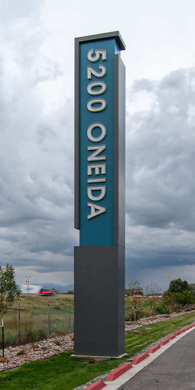 YESCO-Denver-5200-oneida-custom-sign