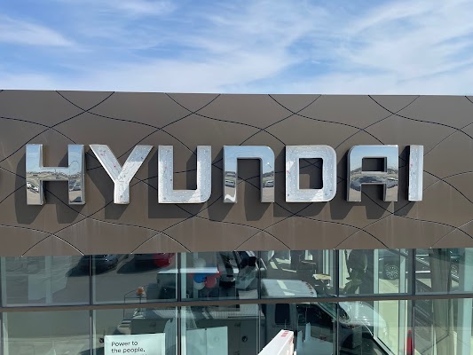 large metallic Hyundai sign at the front of dealership in London Ontario