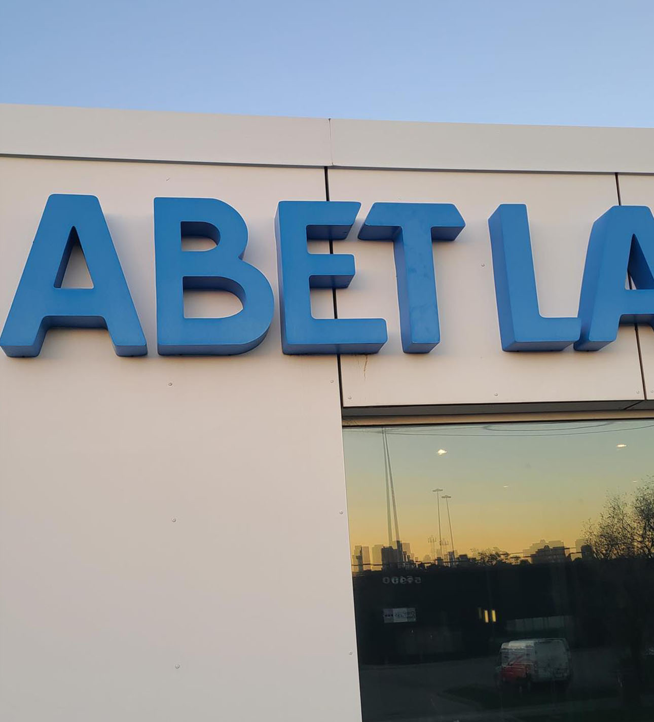 service-slider-Abet-Laminati-YESCO-mississauga