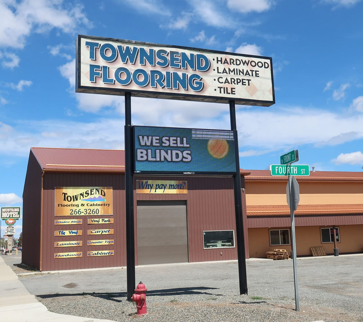 custom-signs-5-center-2-montanta