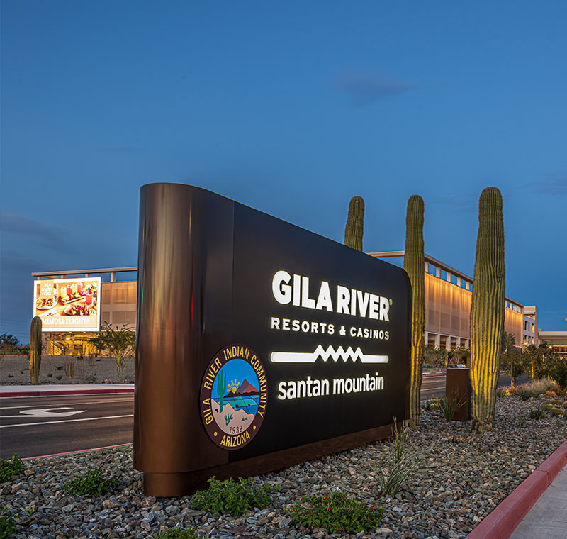 YESCO-phoenix-gila-river-custom-sign