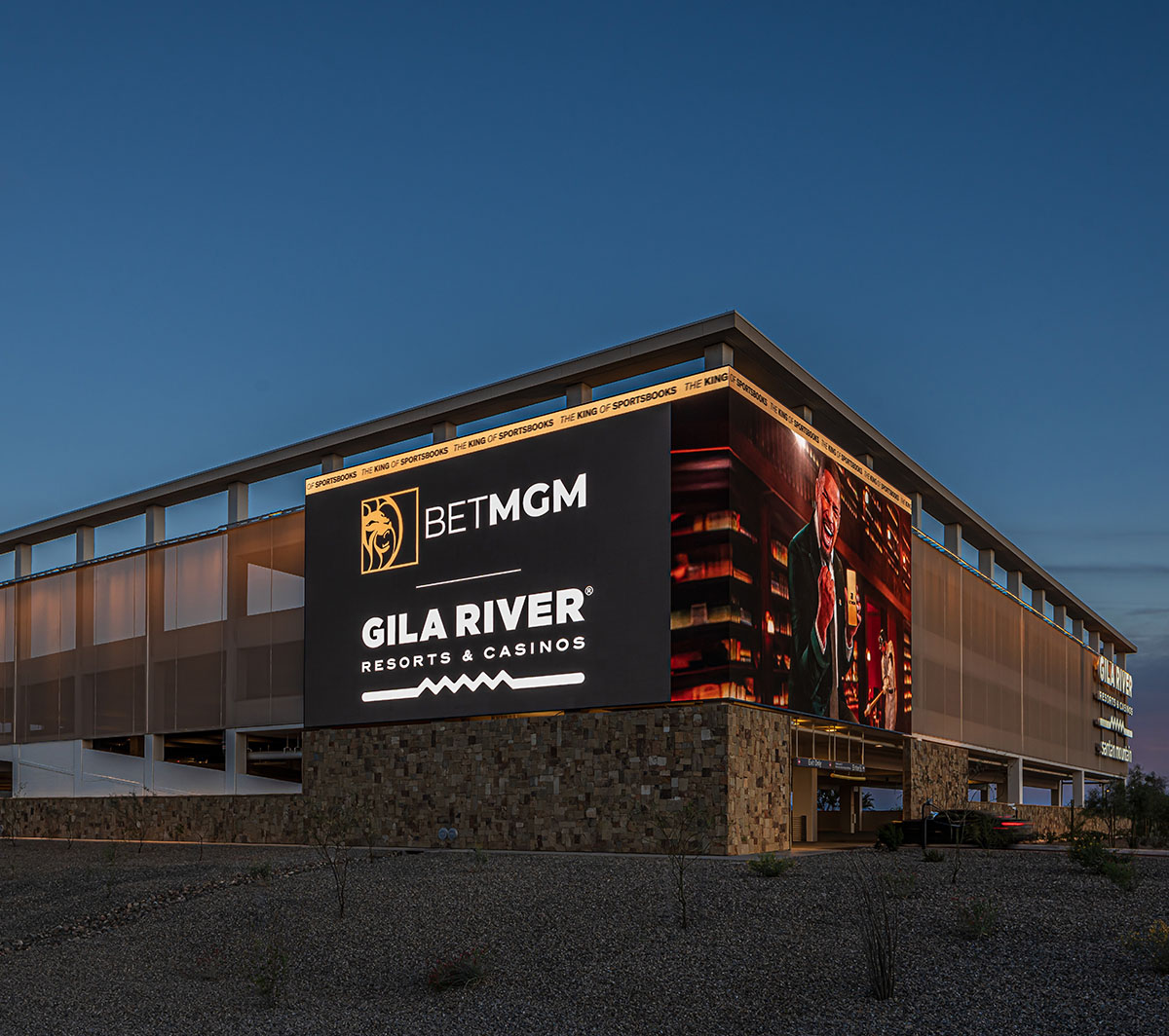 custom-signs-phoenix-gila-river-resort