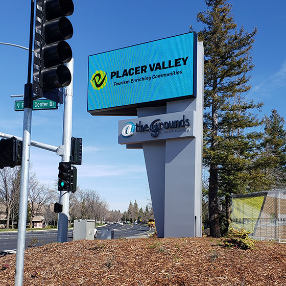 custom-signs-the-grounds-sacramento