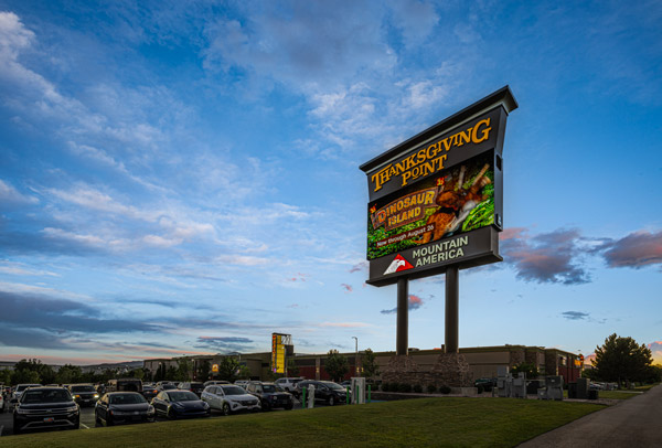 YESCO Electronic Displays Gila River