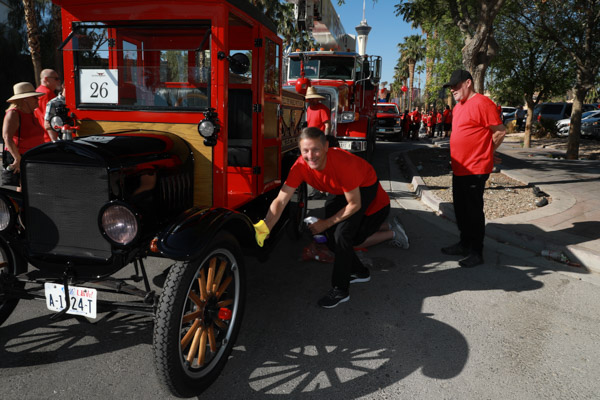 YESCO Las Vegas Parade Gallery